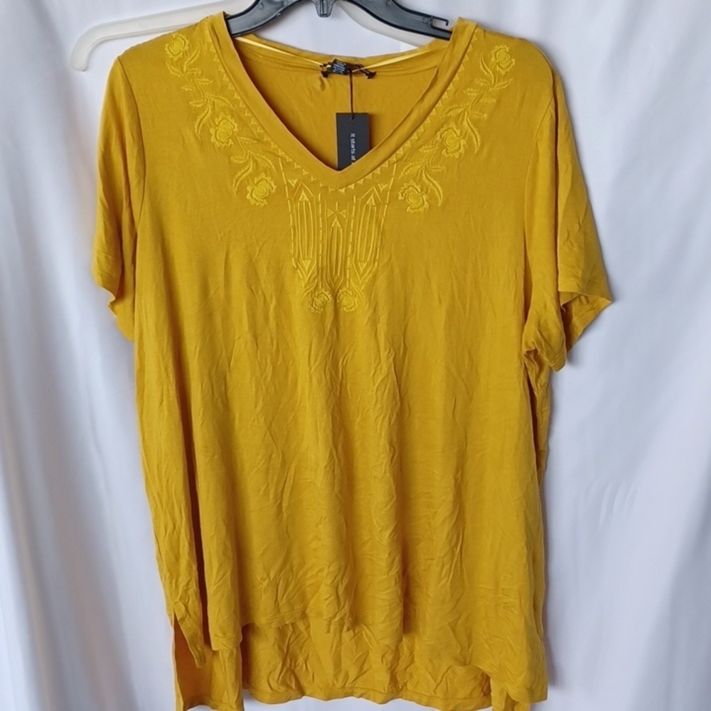 CABLE & GAUGE Women’s Top Gold Sz 1X